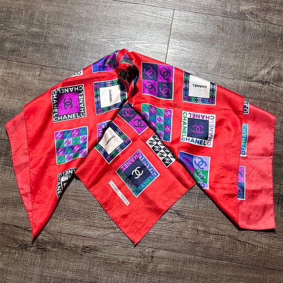 CHANEL Vibrant Red silk Scarf with Multicolor Logo Squares - Picture 6 of 9
